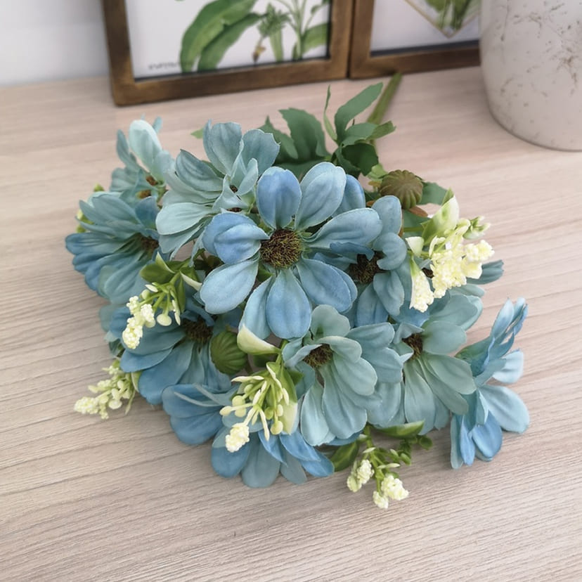 Искусственные цветы в Смоленске | Цветы искусственные «Ромашки с бутонами», голубые, букет