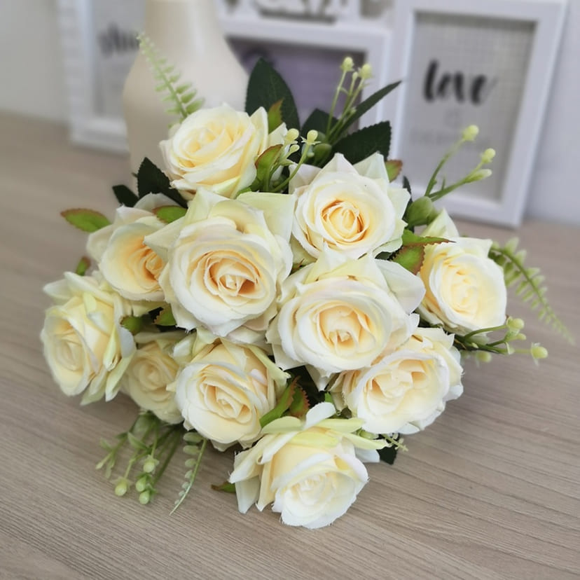 Искусственные цветы в Смоленске | Цветы искусственные «Розы острые», молочно-персиковые, букет