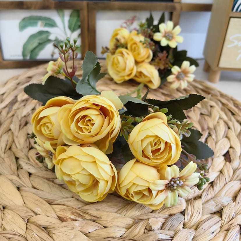 Искусственные цветы в Смоленске | Цветы искусственные «Камелии с мелкоцветом», желтые, букет